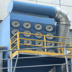inclined cartridge dust collection system